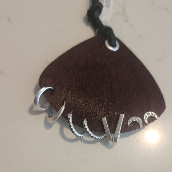 Lucky Brand Silver and Black Earrings Minimalist Design - Picture 1 of 6